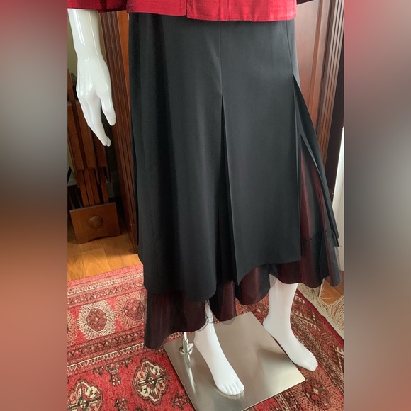 Black 96% fine wool skirt at knee length with four long pleaded sexy slits US 12 - Picture 12 of 13